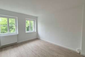 Klein + FEIN = Dein neues Zuhause!! Helle 2-Zimmer-Wohnung + renoviert + Tageslichtbad – Seidenstraße 2, 18055 Stadtmitte, Rostock – Vorschaubild 2