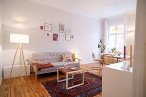 Charmante 2-Zimmer Wohnung mit Balkon in Berlin-Prenzlauer Berg – Sonnenburger Straße 55, 10437 Prenzlauer Berg, Berlin – Vorschaubild 1