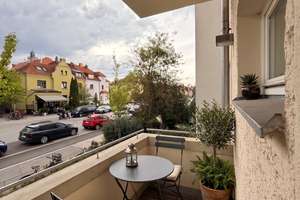 Sehr geräumige und exklusive 6-Zimmer-Wohnung in Denkmal-Ensemble, mit 2 Balkonen! – 93049 Westenviertel, Regensburg – Vorschaubild 12