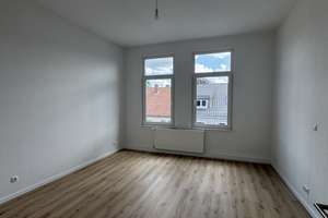 Kernsanierte 4-Zimmer-Altbauwohnung mit 2 Balkonen in TOP Lage der List – Edenstraße 1, 30161 List, Hannover – Vorschaubild 4