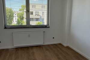 Wohnen mit Blick in alten Baumbestand – Spichernstraßee 6, 40476 Düsseldorf – Vorschaubild 7
