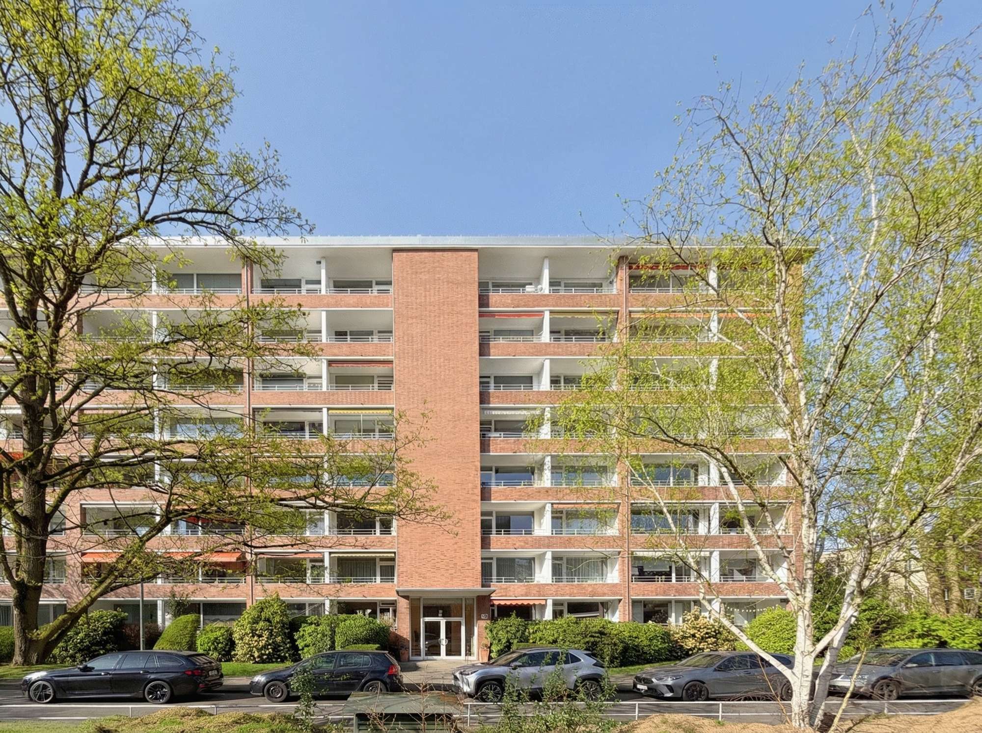 Golzheim: Frühling im neuen Zuhause - sanierungsbedürftige 1-Zimmer-Wohnung mit Südbalkon!, Düsseldorf – Bild 2