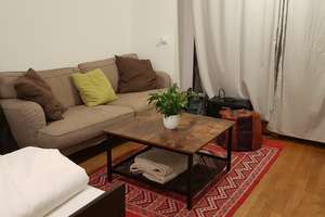 Kompakt wohnen: Ein-Zimmer-Apartment auf der Schwanthalerhöhe
