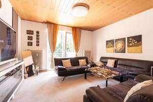 Mehrfamilienhaus mit großem Hintergebäude und Hofflächen für mehrere PKW – Die vollständige Adresse der Immobilie erhältst du vom Anbieter., 42651 Solingen-Mitte, Solingen – Vorschaubild 5