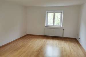 Gepflegte und helle 4 Zimmer-Altstadtwohnung mit Garage – Die vollständige Adresse der Immobilie erhältst du vom Anbieter., 85049 Mitte, Ingolstadt – Vorschaubild 8