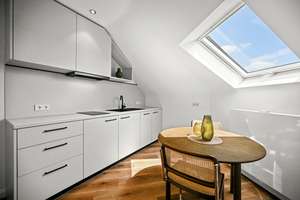 Hochwertiges vollmöbliertes Dachgeschoss-Appartement in der Südstadt - Erstbezug nach Sanierung – Lennéstr. 56, 53113 Südstadt, Bonn – Vorschaubild 5
