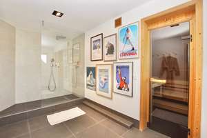 Luxuriöse Villa in Wiesbaden Nordost! – Die vollständige Adresse der Immobilie erhältst du vom Anbieter., 65193 Nordost, Wiesbaden – Vorschaubild 15