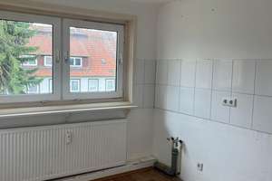 Große modernisierte 2-Zimmer-Dachgeschosswohnung in zentraler Lage – Kaelberanger 13, 38226 Lebenstedt, Salzgitter – Vorschaubild 7