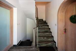 Repräsentatives 3 Familienhaus mit Topausstattung, großer Garten, Indoor Pool – Die vollständige Adresse der Immobilie erhältst du vom Anbieter., 81377 Großhadern, München – Vorschaubild 5