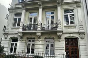 Altbau-Wohnung in Bestlage Frankfurt-Westend