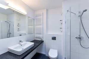 Direkt an der Spree – 2-Zimmer mit Terrasse, Fußbodenheizung & EBK – Henriette-Lustig-Strasse 21, 12555 Köpenick, Berlin – Vorschaubild 10