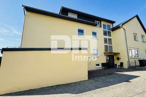 Vielseitiges Immobilien-Ensemble mit 2 modernisierten Haushälften + Carport und Garten/Terrasse – Die vollständige Adresse der Immobilie erhältst du vom Anbieter., 37154 Northeim – Vorschaubild 4