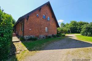 Dr. Lehner Immobilien NB -
Traditioneller Bauernhof 
auf 2,5 Hektar bei Neubrandenburg – Die vollständige Adresse der Immobilie erhältst du vom Anbieter., 17036 Stadtgebiet Ost, Neubrandenburg – Vorschaubild 3
