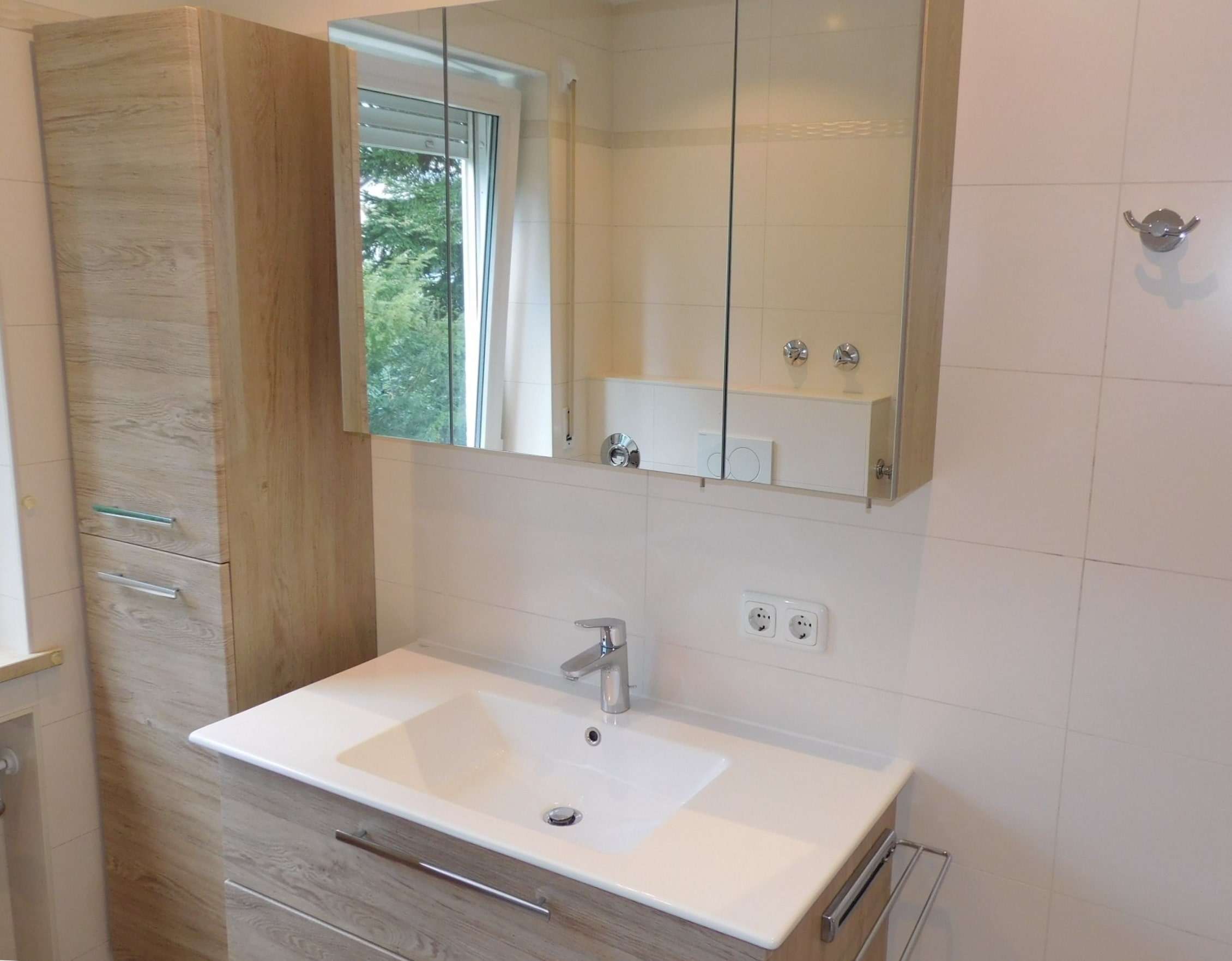 Immobilie in Vaterstetten - OPENHOUSE -Samstag 13.12.25 -  14 - 15 Uhr
Charmante Drei-Zimmer-Wohnung - zentral in Vaterstetten - Bild 0