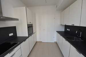 Attraktive 3-Zi.-Wohnung mit Einbauküche nahe U3, BMW & Olympiapark – Am Oberwiesenfeld 21, 80809 Am Riesenfeld, München – Vorschaubild 6