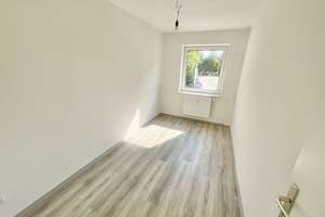 Frisch renovierte 4-Zimmer-Wohnung mit Balkon und Gäste-WC! – Katernberger Str. 21-25, 45327 Katernberg, Essen – Vorschaubild 8