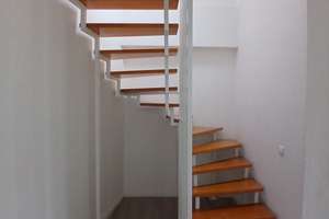 Renovierte 2,5-Zimmer-Wohnung mit Dachterrasse und ausgebauter Abstellfläche in der Dachspitze – 63067 Messehalle, Offenbach am Main – Vorschaubild 6
