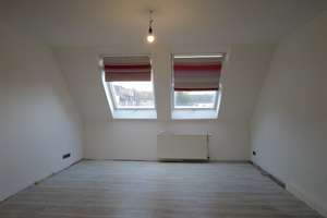 Vollständig renovierte Dachgeschosswohnung mit dreieinhalb Zimmern und Balkon in Oberhausen Zentrum – Die vollständige Adresse der Immobilie erhältst du vom Anbieter., 46045 Altstadt-Süd, Oberhausen – Vorschaubild 13