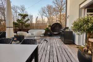 Altbaucharme trifft modernes Wohndesign – Exklusive Terrassenwohnung in Stuttgarts Bestlage – Stuttgart – Vorschaubild 4