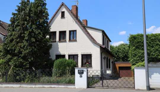 Bild von Freistehendes Einfamilienhaus mit Ausbaupotenzial in Oberursel-Weißkirchen (von privat)