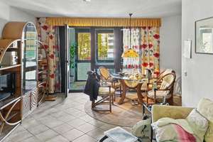 Charmante 2-Zimmer-Wohnung mit Wintergarten und Tiefgarage in Nürnberg, Röthenbach – Die vollständige Adresse der Immobilie erhältst du vom Anbieter., 90449 Röthenbach Ost, Nürnberg – Vorschaubild 3