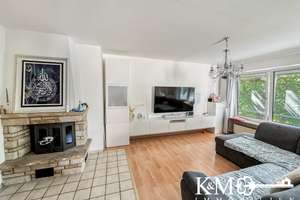 Wohnkomfort auf 82 m² – 3-Zimmer-Wohnung mit Balkon, Kamin & Stellplatz