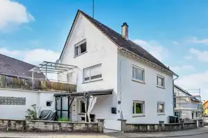 Traumhaftes Ein-/Zweifamilienhaus in Lehrensteinsfeld – Großzügiges Wohnen für die ganze Familie! – Heilbronn (Kreis) – Vorschaubild 2