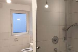 1-und/oder 2-Zimmer-Gewerbeeinheiten mit großer Terrasse (Neubau 2022, A+, kein Gas, kein Öl) – Georg-Huber-Str. 12, 85604 Zorneding – Vorschaubild 4