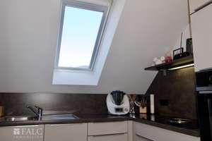 Einfach Mehr: Top 2-Zimmer-DG-Wohnung, modernisiert, EBK, Balkon, Garage. Ruhige Wohnlage. – Die vollständige Adresse der Immobilie erhältst du vom Anbieter., 85055 Nordost, Ingolstadt – Vorschaubild 13