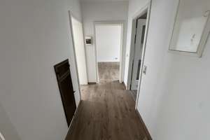 Hübsche 3 Zimmer-Wohnung mit ca. 64qm , Balkon, sofort beziehbar in  Stuttgart-Ost – Die vollständige Adresse der Immobilie erhältst du vom Anbieter., 70186 Gaisburg, Stuttgart – Vorschaubild 4