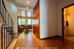 Geräumiges Reihenmittelhaus auf schönem Grundstück mit Garage in bester Lage am Hochfeld – Schweinfurt – Vorschaubild 2