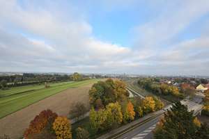 Renovierte, hochwertige 2,5 Zimmer-Balkon-Wohnung mit herrlichem Ausblick! – Heckenrosenweg 11, 86156 Bärenkeller, Augsburg – Vorschaubild 14
