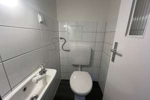 Wohn(t)raum: praktische 3-Zimmer-Wohnung mit Einbauküche in guter Wohnlage – Görlitzer Straße 59, 34123 Waldau, Kassel – Vorschaubild 9