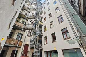 Baudenkmal: 4-Raum-Maisonettewohnung mit Balkon, Dachterrasse und Lift in Magdeburg Sternenviertel – 39104 Altstadt, Magdeburg – Vorschaubild 11