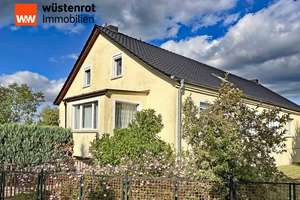 VIEL PLATZ FÜR DIE FAMILIE UND NUR NOCH RENOVIEREN: DOPPELHAUSHÄLFTE MIT UNTERKELLERUNG + GARAGE – Die vollständige Adresse der Immobilie erhältst du vom Anbieter., 17098 Friedland – Vorschaubild 4