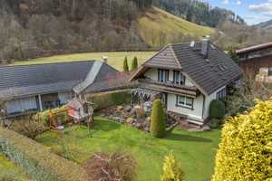 Fantastisches Familiendomizil: 2 EFH mit Garage, Carport u. wunderschönen Garten in 79263 Simonswald – Emmendingen (Kreis) – Vorschaubild 5
