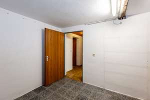 Solide DHH mit großzügigem Garten und großer Garage  in Sackgassenlage! Zeitnah beziehbar! – Die vollständige Adresse der Immobilie erhältst du vom Anbieter., 47804 Benrad-Süd, Krefeld – Vorschaubild 48