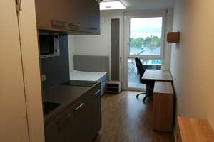 KOMPLETT MÖBLIERT: München Attraktives 1-Zi.-Apartment mit EBK- für Studenten, Auszubildende – Landsberger Str. 441, 81241 Am Westbad, München – Vorschaubild 2