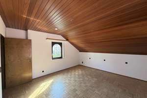 Besondere Architektur trifft auf lichtvolles Wohnen – 65936 Sossenheim, Frankfurt am Main – Vorschaubild 15