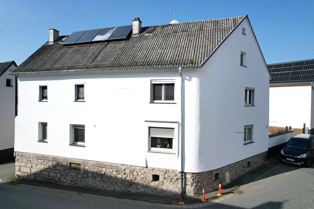 Immobilie in Schöffengrund - Paradies für Pferdefreunde und Autoschrauber - provisionsfrei - Bild 3