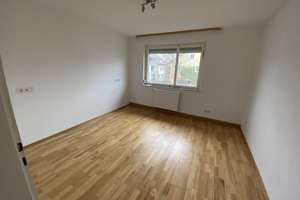  3 Zimmer Wohnung mit Balkon und Einbauküche in Esslingen am Neckar – Die vollständige Adresse der Immobilie erhältst du vom Anbieter., 73734 Berkheim, Esslingen am Neckar – Vorschaubild 11