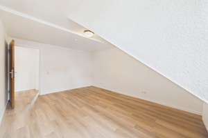 Stilvoll wohnen in Flingern Nord: Sanierter Altbau mit Dachboden und Balkon in Planung – Die vollständige Adresse der Immobilie erhältst du vom Anbieter., 40233 Flingern Nord, Düsseldorf – Vorschaubild 5