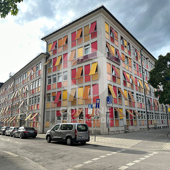 Flexible Büro-/Schulungsflächen am Candidplatz. combine Transaction