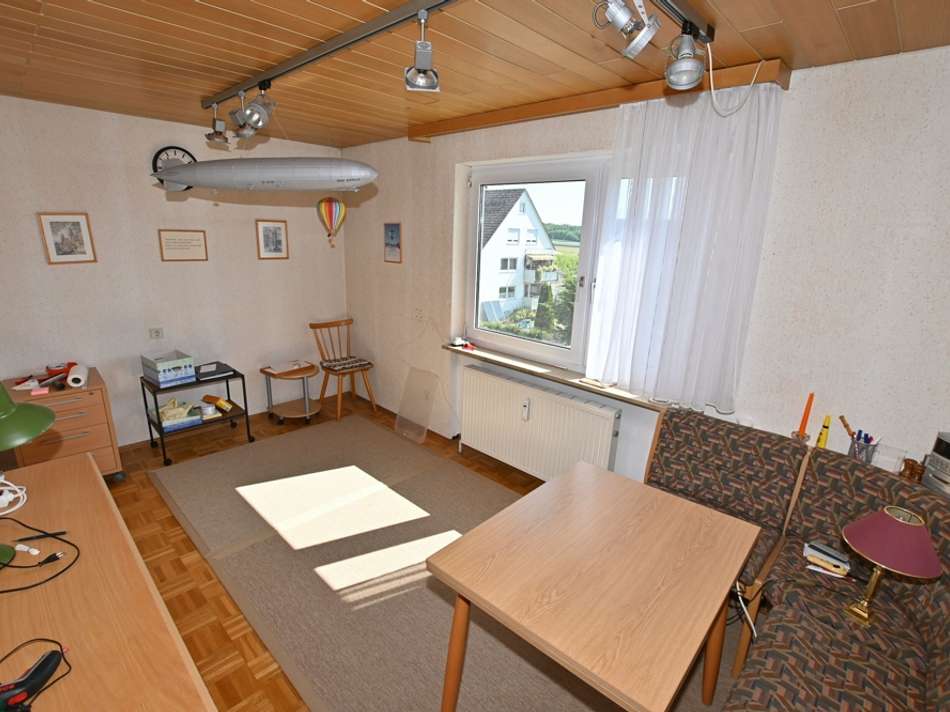 Schlaf-/ Kinderzimmer