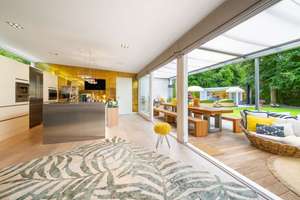 Weitläufig und lichterfüllt: Luxuriöses Familiendomizil mit Pool und traumhaftem Garten – Die vollständige Adresse der Immobilie erhältst du vom Anbieter., 81479 Solln, München – Vorschaubild 4