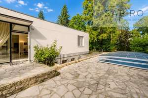 IKONISCHE BAUHAUS-VILLA MIT PARKÄHNLICHEM GARTEN, SPA-BEREICH UND POOL IN DAHLEM-BESTLAGE – Die vollständige Adresse der Immobilie erhältst du vom Anbieter., 14195 Dahlem, Berlin – Vorschaubild 12