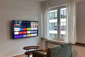 Möblierte 1-Zimmer Wohnung am Kirchplatz (Mietpreis inklusive aller Nebenkosten + WLAN) – Kirchfeldstr. 69, 40217 Friedrichstadt, Düsseldorf – Vorschaubild 1