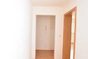 **Tolle Wohnung im Heimgarten mit Tageslichtbad Balkon und Einbauküche** – Heimgarten 44, 9127 Chemnitz – Vorschaubild 13