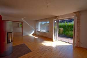 Stilvoll modernisiertes Einfamilienhaus mit großem Garten & Traumlage – Wohnen, wie Sie es sich wüns – Schwarzwald-Baar-Kreis – Vorschaubild 5