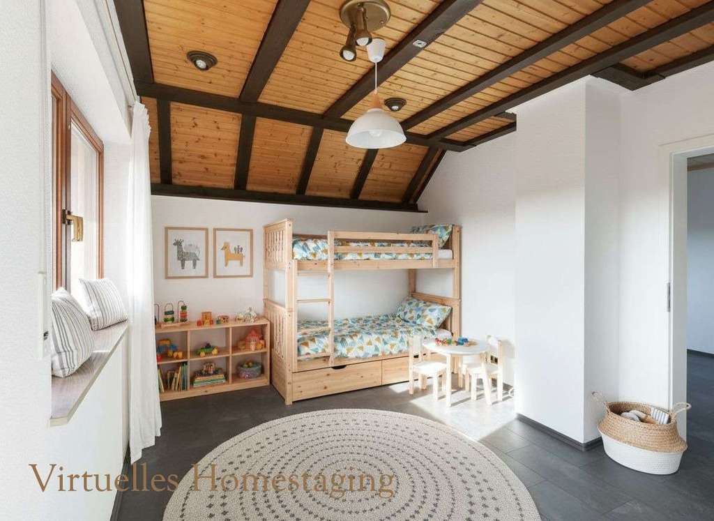 Immobilie in Wimsheim - Helle 4,5-Zimmer-Wohnung mit Balkon und Dachgeschoss in Wimsheim - Bild 2